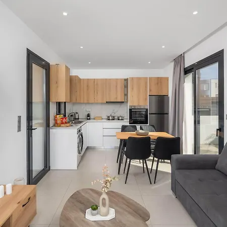 Salty Sun 7 Villa Kremastí